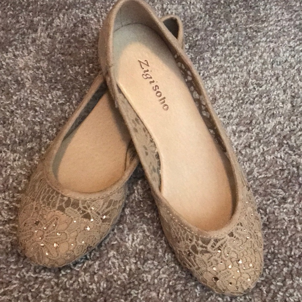 Dress flats